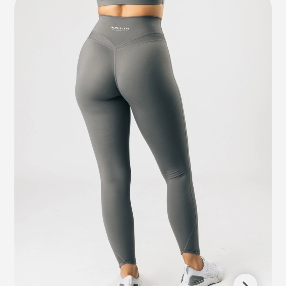 Alphalete leggings in shade “quiet shade”